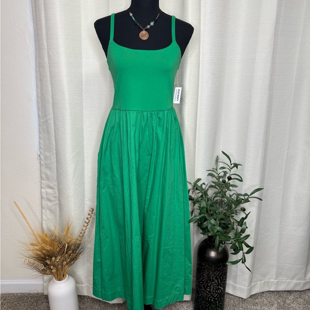 Old Navy Vibrant Green Maxi Dress